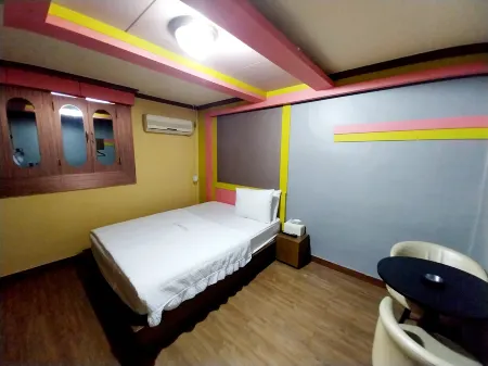 Chilgok G Отели рядом с достопримечательностью «Palgongsan National Park»