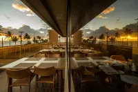 Hardman Praia Hotel