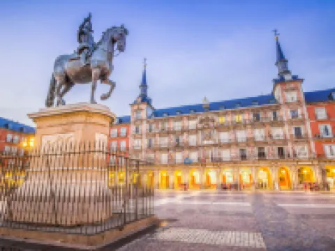 プチ  ホステル ラ ラティーナ - 大人限定 マドリードのホテル