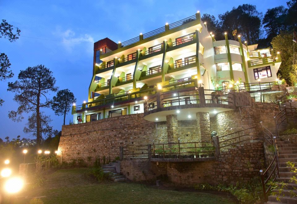 hotel overview picture