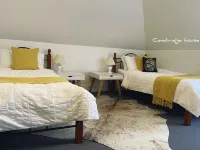 Cambridge House Hotels in Geeveston