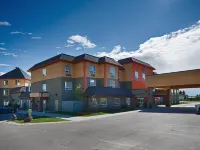 Quality Inn & Suites Hotels in Ponoka County