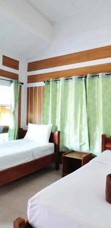 ห้องมาตรฐานเตียงแฝดพร้อมระเบียง