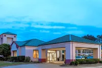 Super 8 by Wyndham Jasper TX