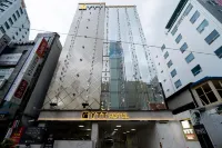 YTT Hotel