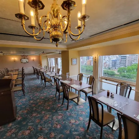 Hotel Osaka Castle Отели рядом с достопримечательностью «Концертный зал Osaka-jō»