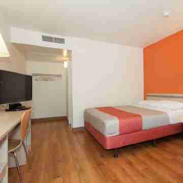 Hi - Wheel Flats Rooms