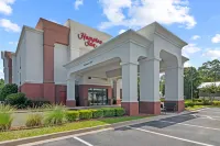 Hampton Inn Kingsland - Parkplatz