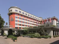 Grand Hotel Trento Các khách sạn gần Quảng trường Piazza Duomo
