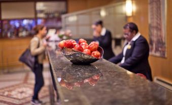 Martinique New York on Broadway, Curio Collection by Hilton
