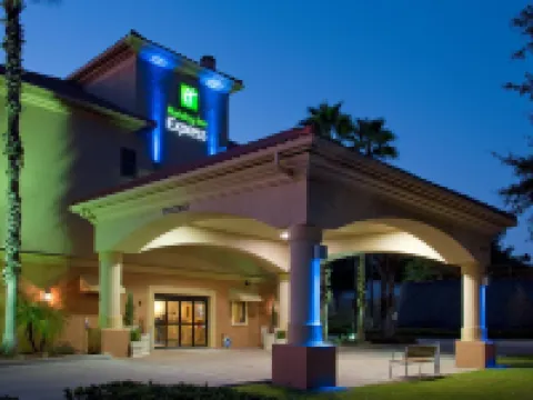 Holiday Inn Express CLERMONT by IHG Hotels in Clermont