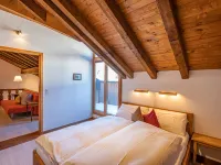Chesa Cantieni Hotels in La Punt-Chamues-ch