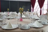 Rudang Hotel & Resort Berastagi - 朝食