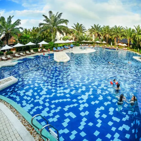 Palm Garden Beach Resort & Spa