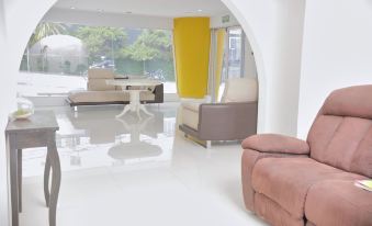 Laurentia Hotel Boutique - Housity