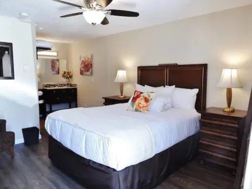 The Waldport Inn Hotels in Yachats