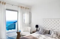 Belvedere Suites Hotels in Thira