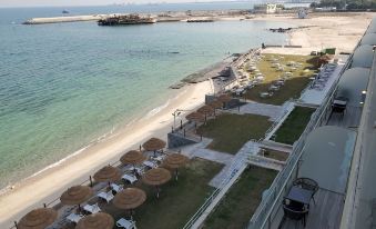 Al Kout Beach Hotel