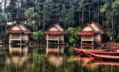 Kampung Sampireun Resort & Spa Hotels in Pasirwangi