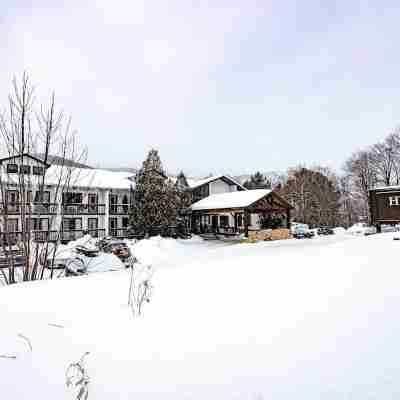 Hunter Lodge, a Bluebird by Lark Hotel Exterior