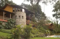 Bromélia Sabiá & Cia