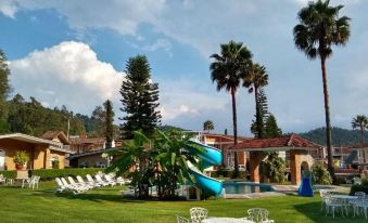 Hotel Villa Monarca Inn