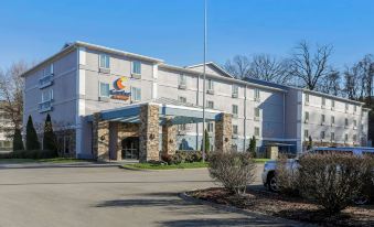 Comfort Suites Airport