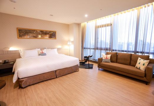 1. AJ 호텔 신주..