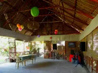 Zemkamps Chalet Hotels in Nueva Valencia