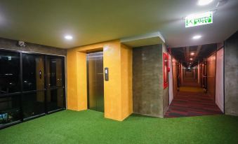 PS Extra Hotel