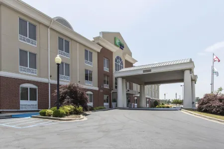 Holiday Inn Express Hotel & Suites Cullman, an IHG Hotel