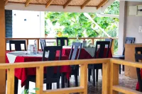 Palm Residence - breakfast