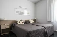 Residencia Universitaria Resa Roberto de Nobili Hotel di Sant Cugat del Valles