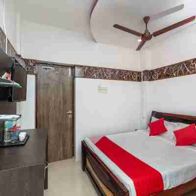 OYO 19396 Cristal Residency Rooms