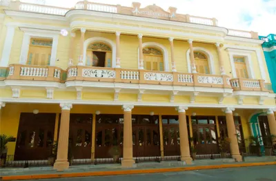 Hotel E Central Villa Clara Hotels near Monumento Fundacional de la Ciudad de Santa Clara