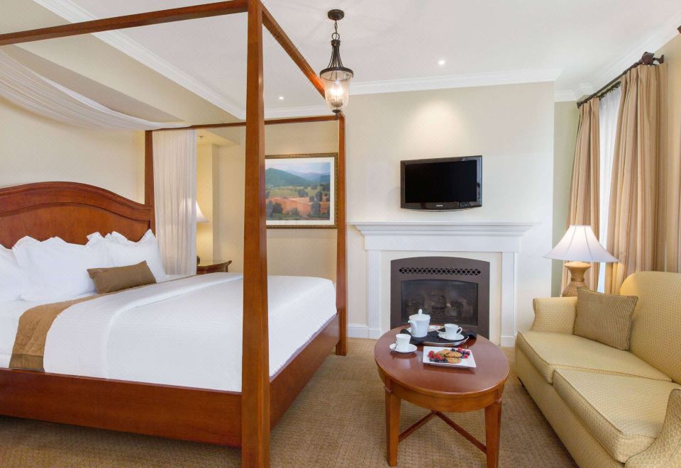 The George Washington A Wyndham Grand Hotel Over view