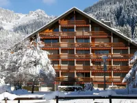 Grenat 8 Hotels in 