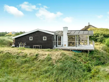 "Josten" - 500m from the Sea