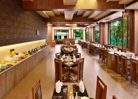 Sarovar Portico Sasangir - petit déjeuner