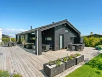 "Kjell" - 100m from the Sea Hotels in Bogense