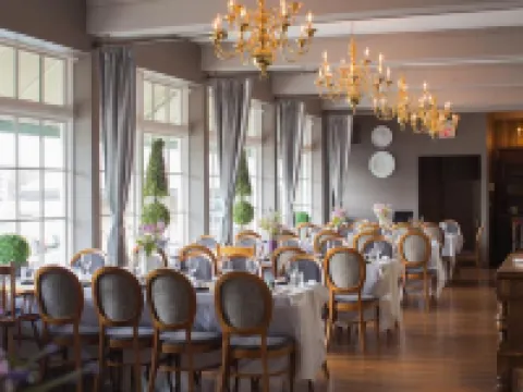 オールド ストーン イン ブティック ホテル ナイアガラの滝のホテル