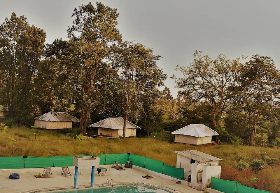 Hornbill Resort - Housity
