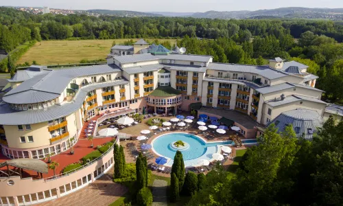 Lotus Therme Hotel & Spa
