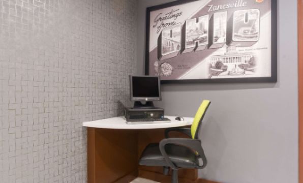 Super 8 by Wyndham Zanesville