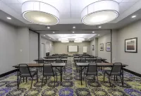 Best Western Plus Hanes Mall Hotel - 3 étoiles