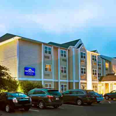 Microtel Inn & Suites by Wyndham York Hotel Exterior