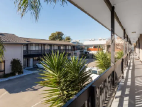 Best Western Governor Gipps Motor Inn Hotels in Traralgon