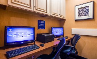 Best Western Plus Brandywine Inn  Suites