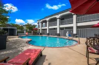 Best Western la Place Inn - Pools