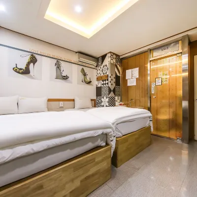Daegu Nongong Sky Hotels near 현풍석빙고 보물673호